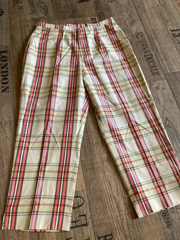 Bogner Multicolour Cotton Silk Summer Capri Trousers, seller photo 1 | The Capri Pant, Relover