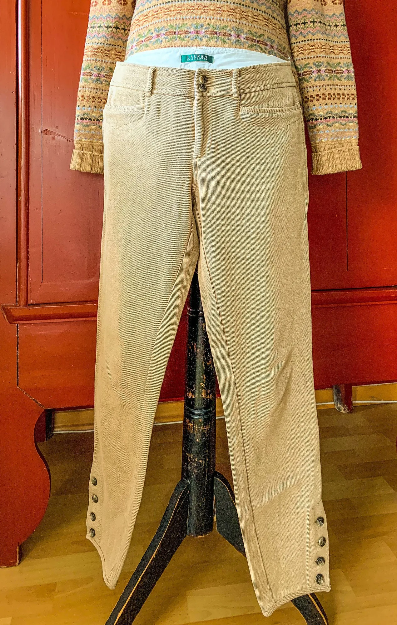 Ralph Lauren Light Beige Cotton Twill Cropped Trousers, seller photo 1 | The Capri Pant, Relover