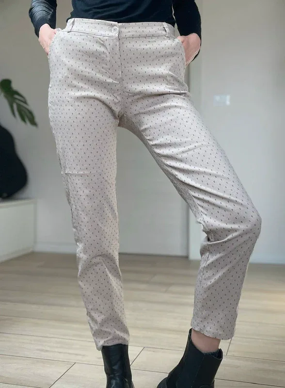 Sartorial Vintage Beige Cotton Made in Italy Cigarette Trousers, seller photo 1 | The Capri Pant, Relover