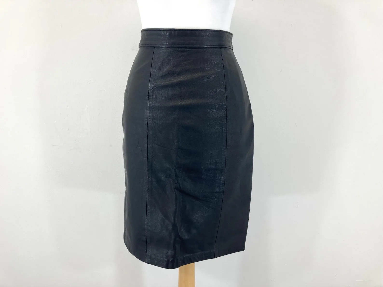 Midi Pencil Skirt UK 8 (EU 36) Leather, seller photo 1 | The Leather Pencil, Relover