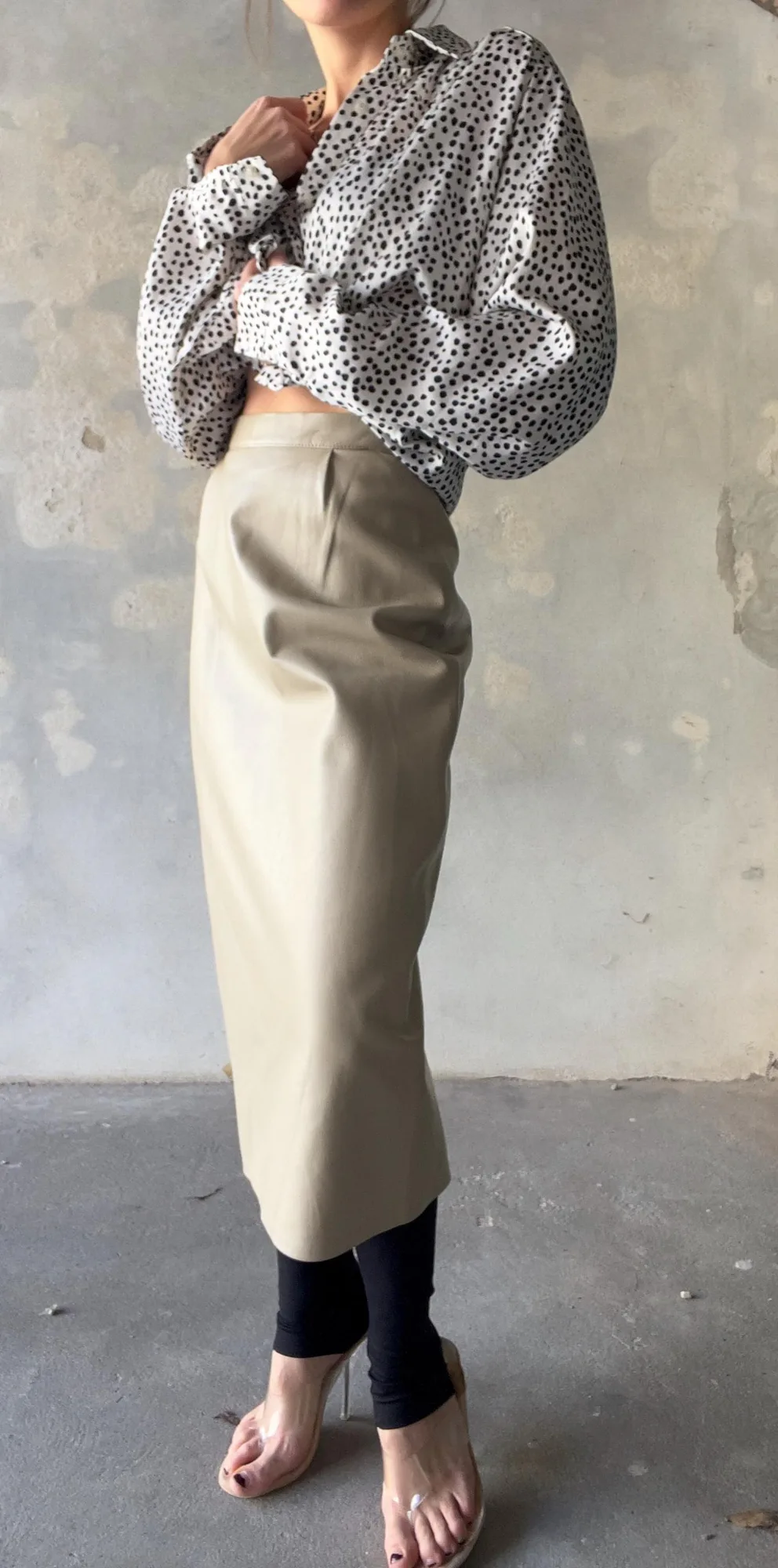 Second Hand Pencil Skirt XS-S (IT 38) Leather, seller photo 1 | The Leather Pencil, Relover