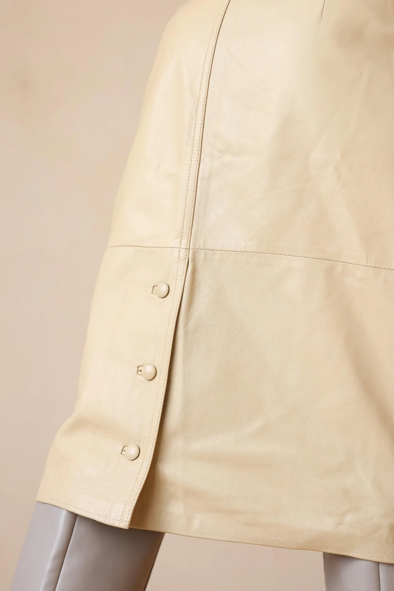 Vintage Midi Skirt XS/S Beige, seller photo 1 | The Leather Pencil, Relover