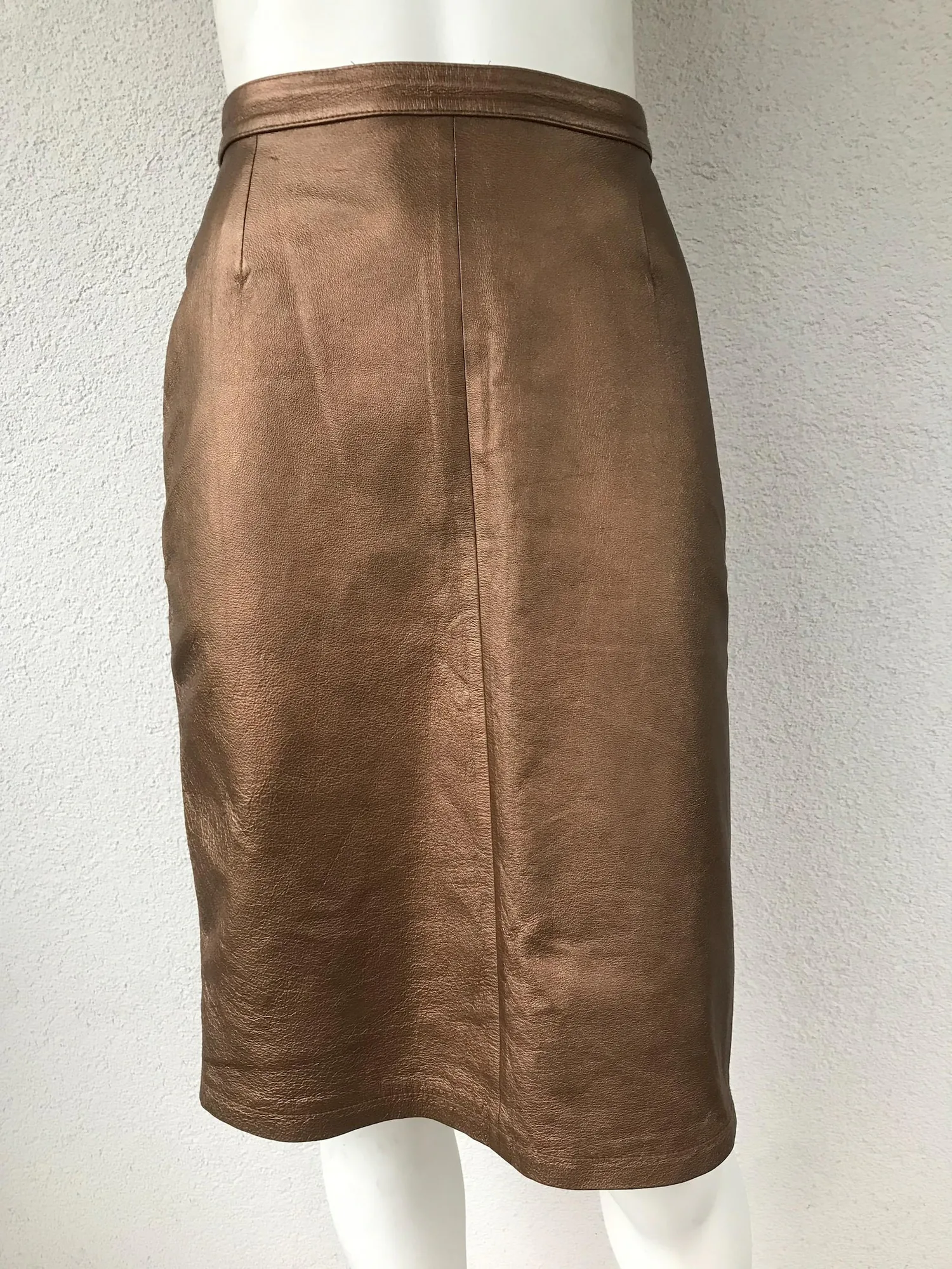 Vintage Pencil Skirt S (EU36 / UK8) Leather, seller photo 1 | The Leather Pencil, Relover